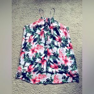 Vince Camuto Small White Floral Tinic Length Tank Top